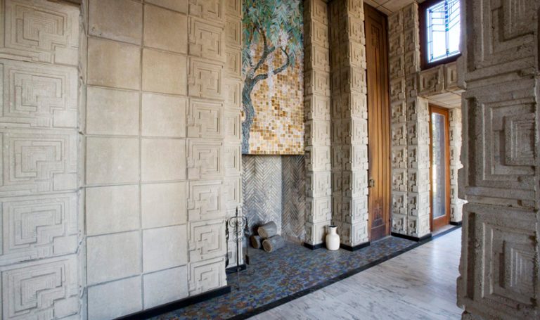 Ennis House - Projects - MATT Construction