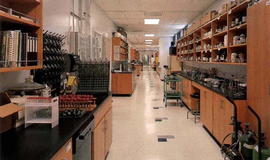 MATT construction Harvard Westlake High School Munger Science Center Interior Science laboratory